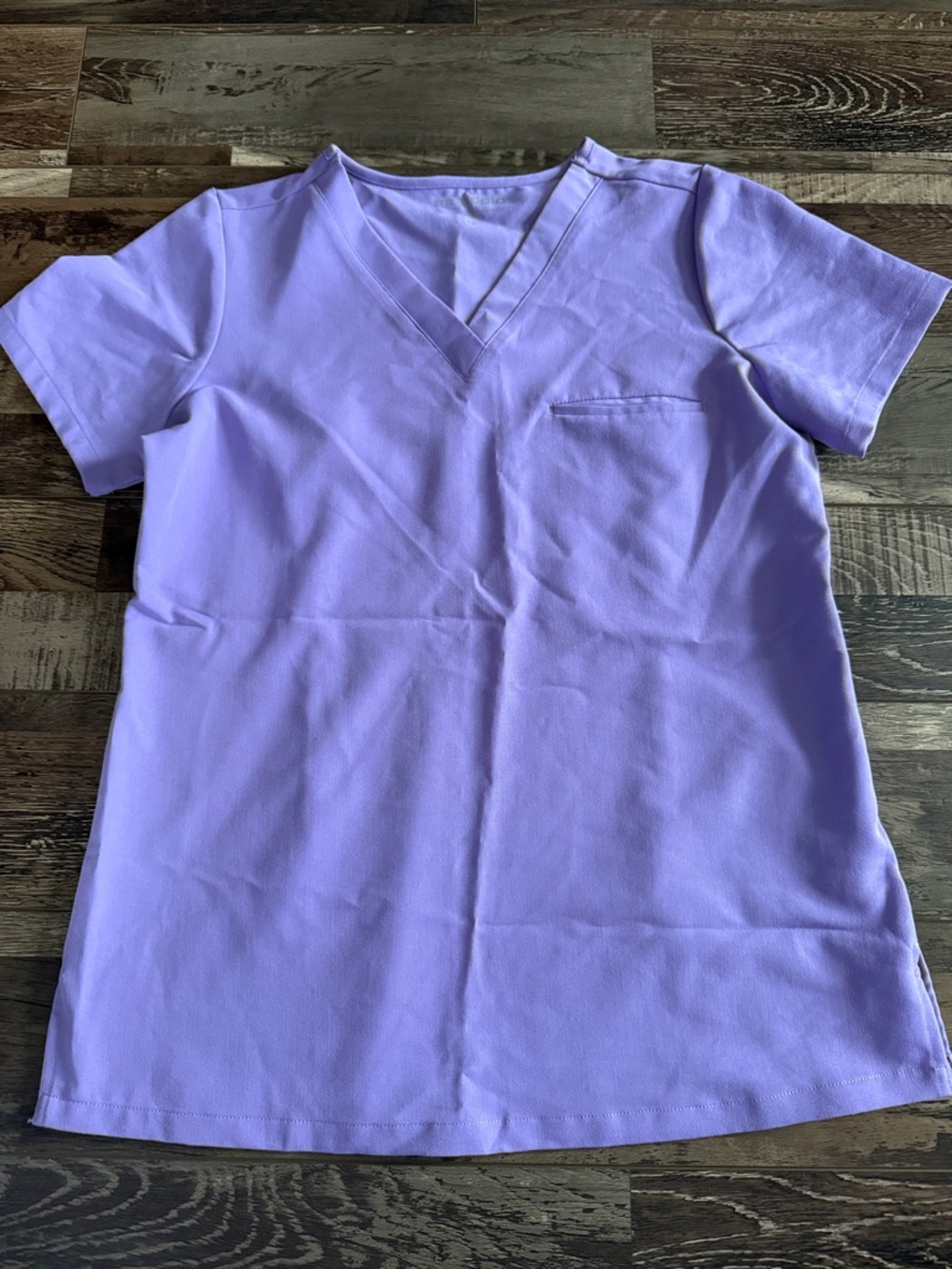 Lavender Women’s Scrub Set - Unbranded - Picture 5 of 7